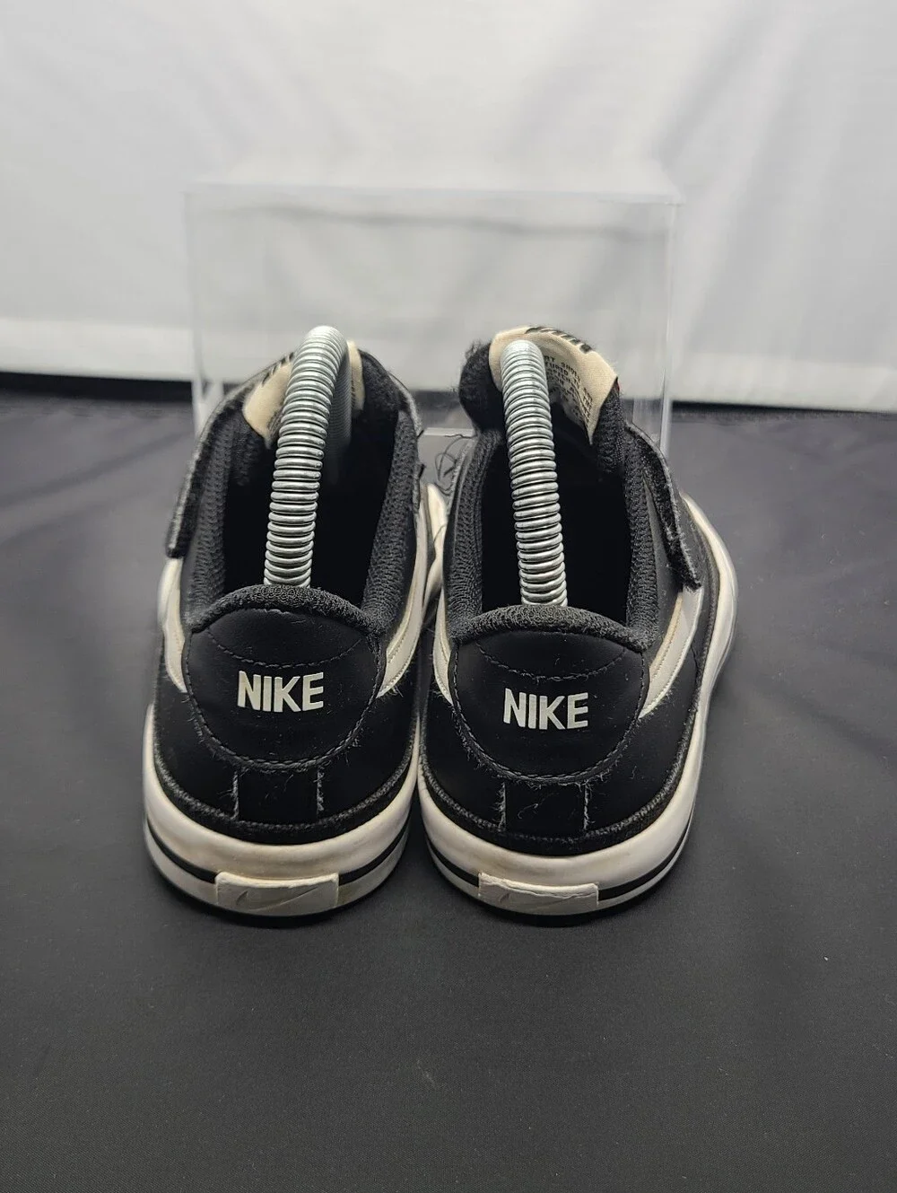 Nike Court Legacy Black White Hook and Loop EUC kids Size 3Y